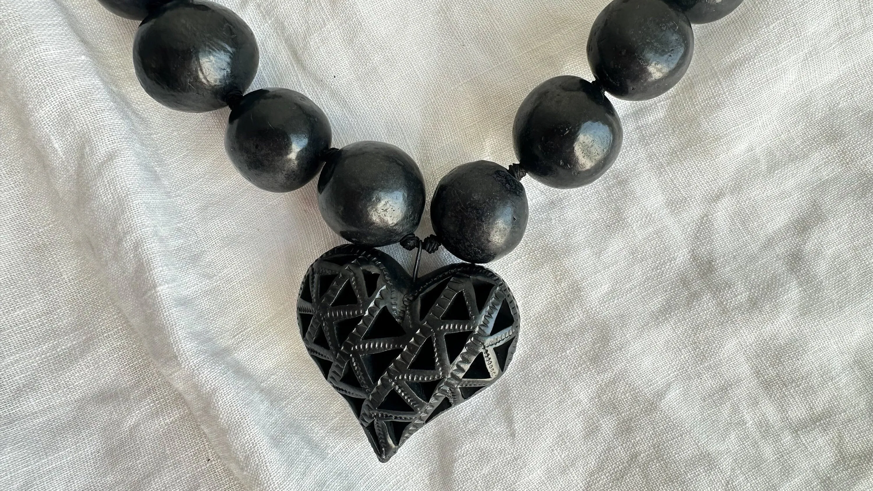 Barro Negro Heart Pendant Necklace. Oaxacan Black Clay. Sterling Silver. 2300