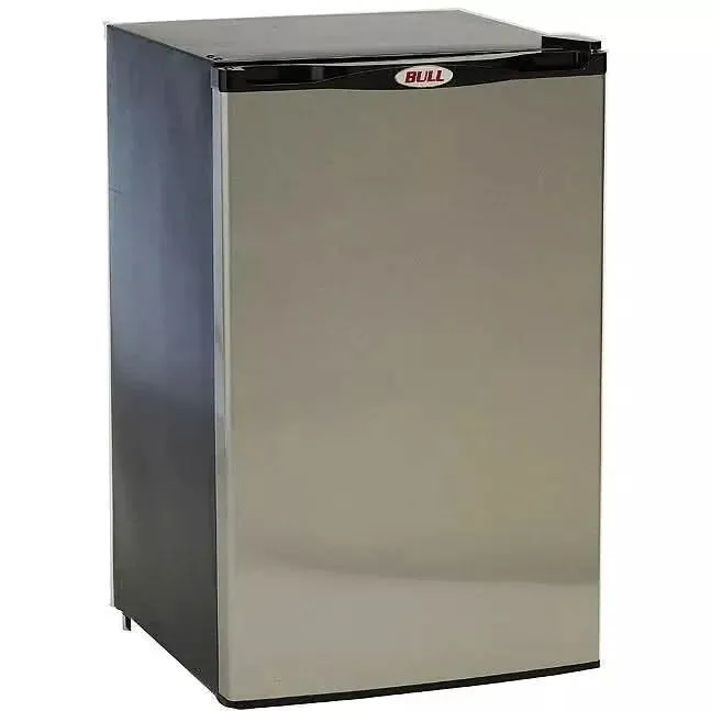 Bull Outdoor Standard Package Angus 30-inch 4 burner Grill with Stainless Steel Door/Drawer Combo, Standard Refrigerator and Cover NG
