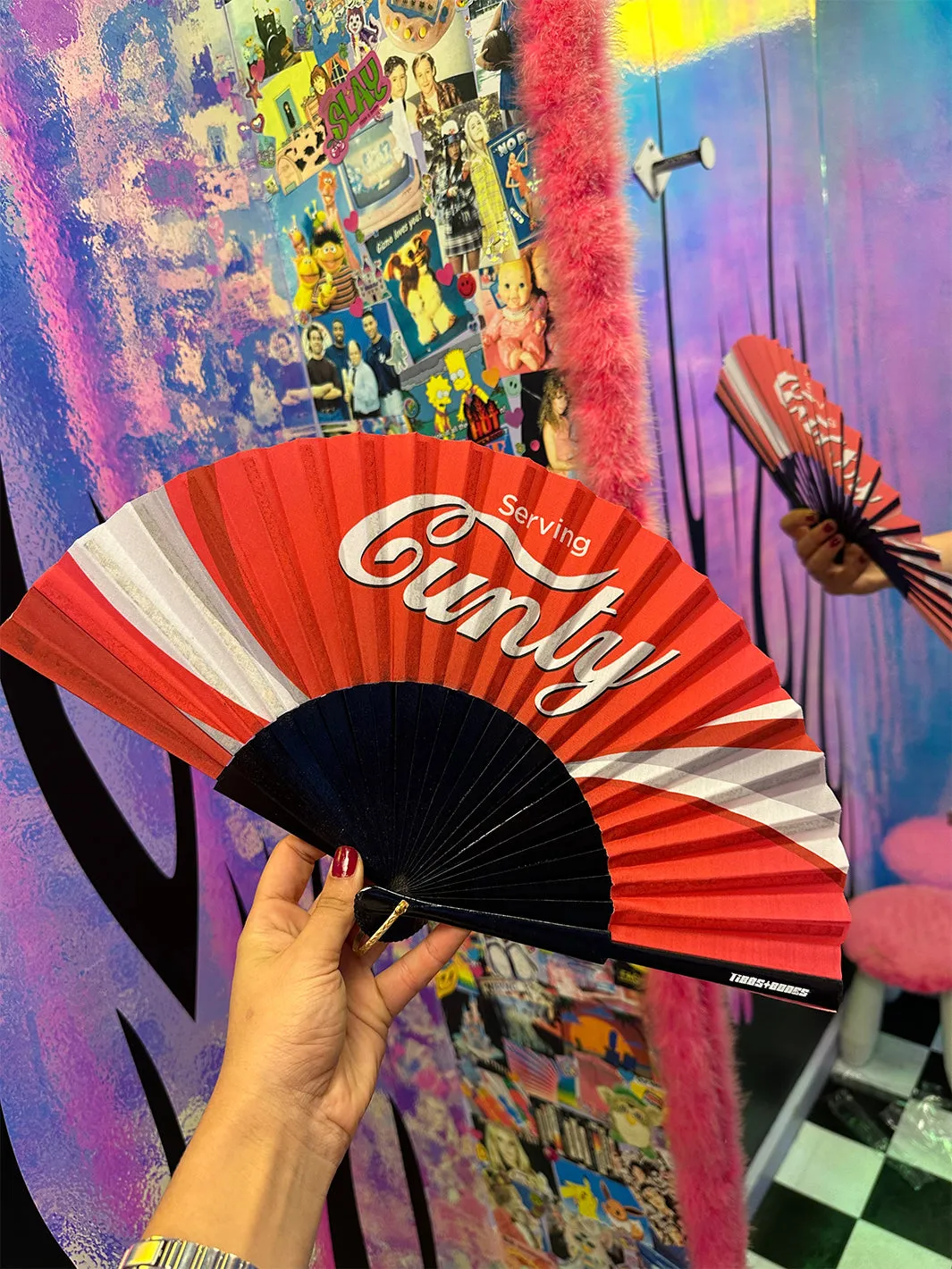 *EXCLUSIVE* SERVING CUNTY DOOF FAN