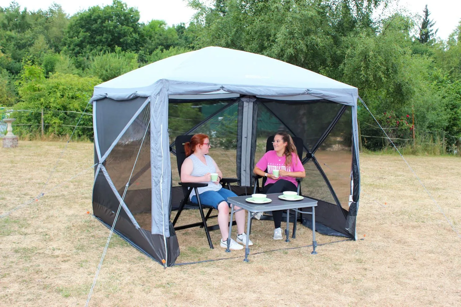 Outdoor Revolution Screenhouse 4 DLX