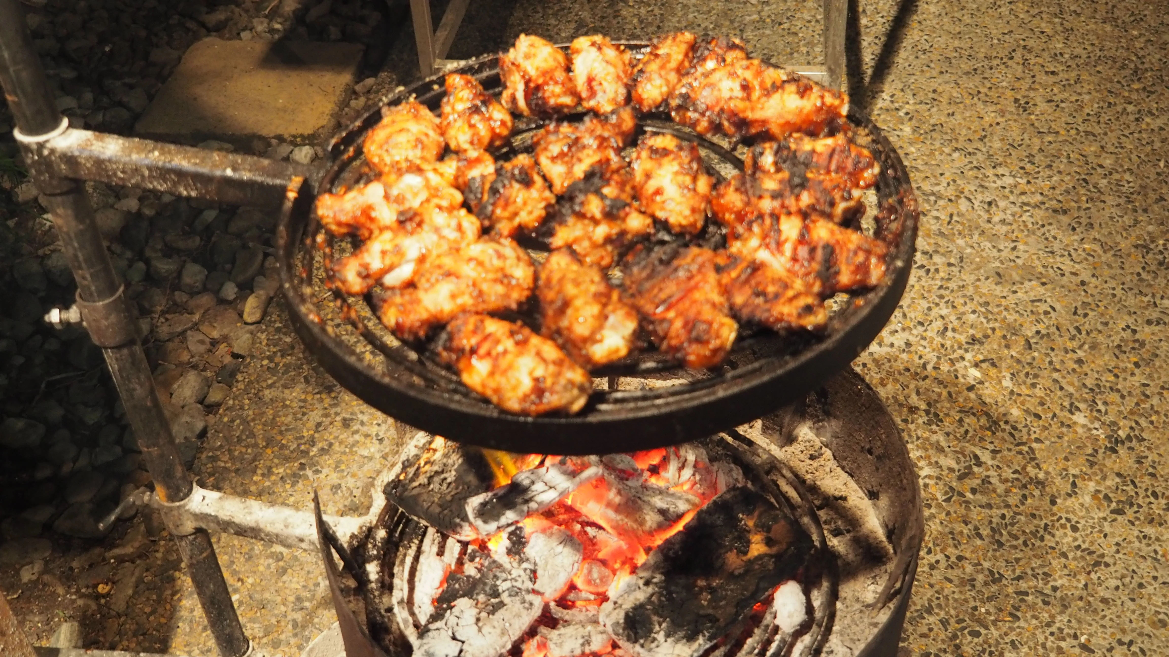Swinging Double Grill