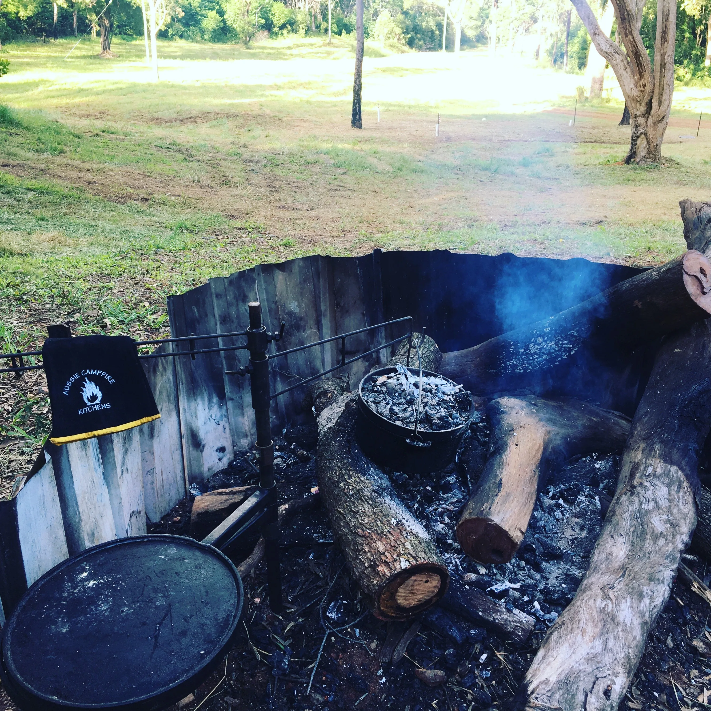 Swinging Hot Plate and Grill with Camp Oven Hook