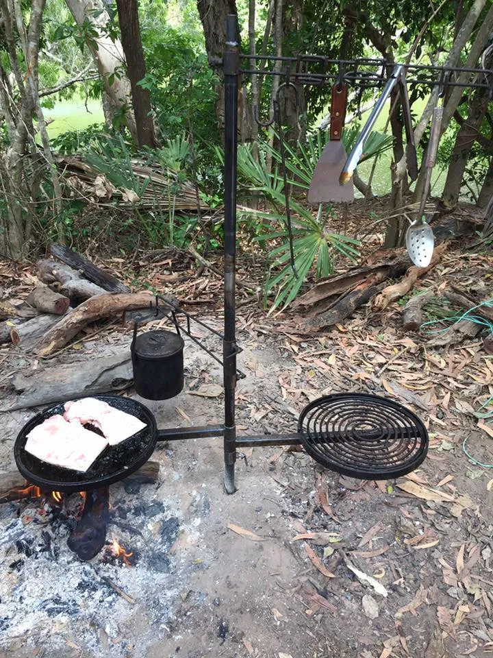 Swinging Hot Plate and Grill with Camp Oven Hook
