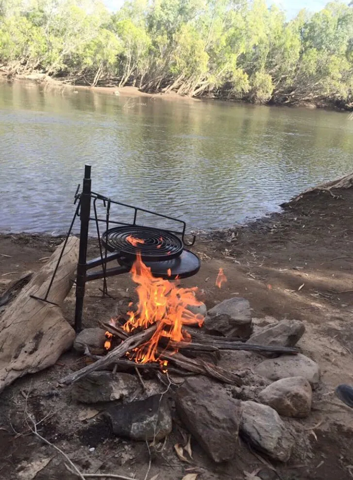 Swinging Hot Plate and Grill with Camp Oven Hook
