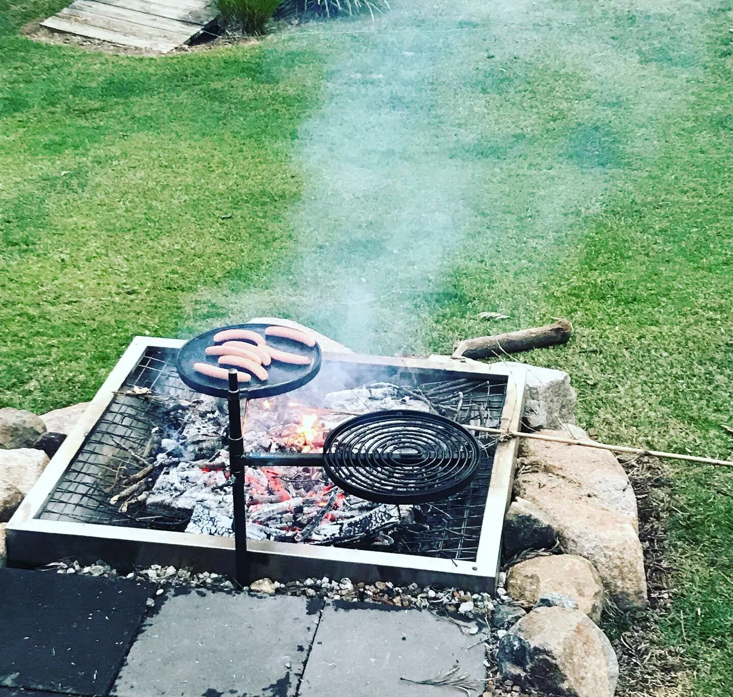 Swinging Hot Plate and Grill