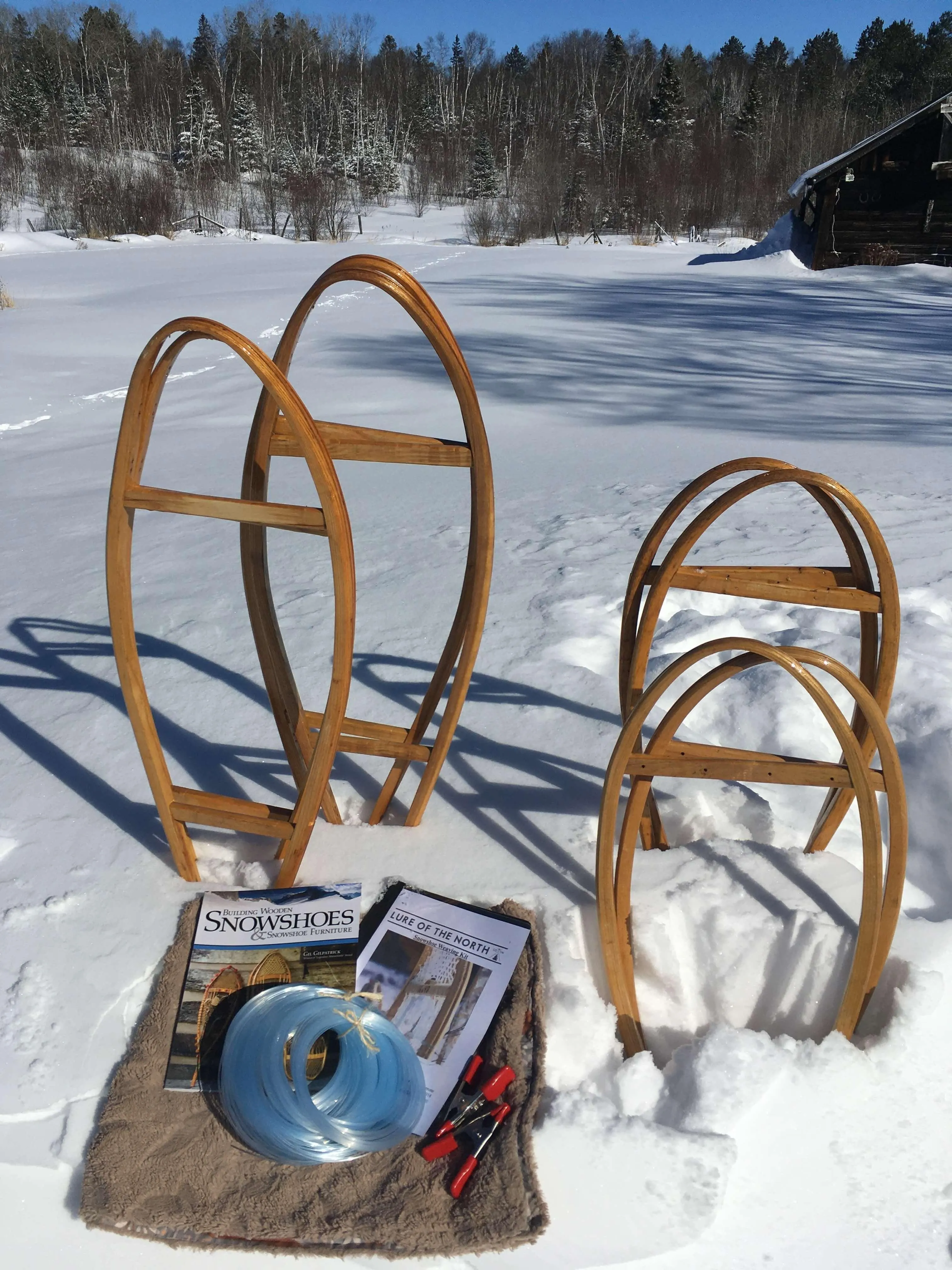 Traditional Snowshoes - DIY Weaving Kit (Vintage Frames)